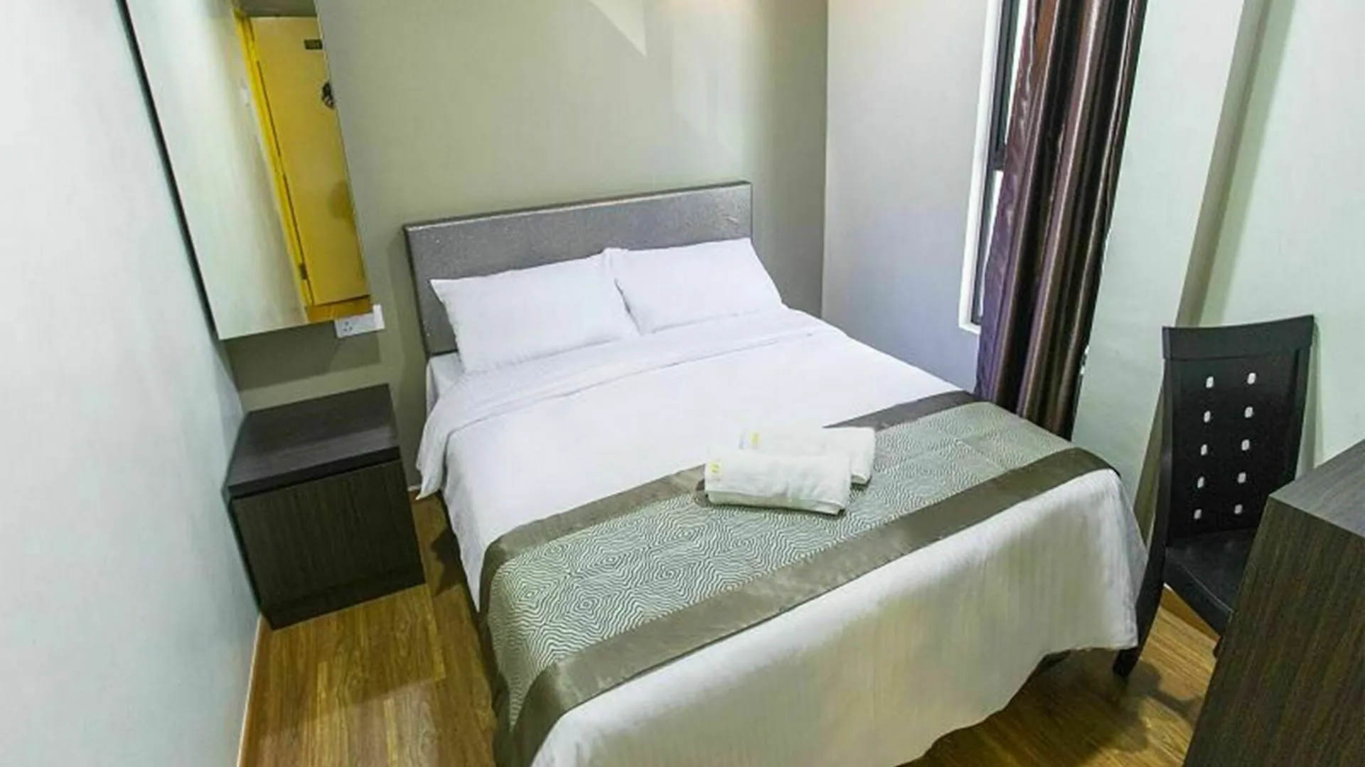 Hotel Zamburger Tampoi Utama Johor Bahru